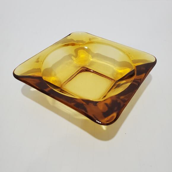 Vtg Amber Gold 4 5/8" Square 4 Cigarette Rest Ashtray MCM by Hazleware G-597 - Picture 1 of 16